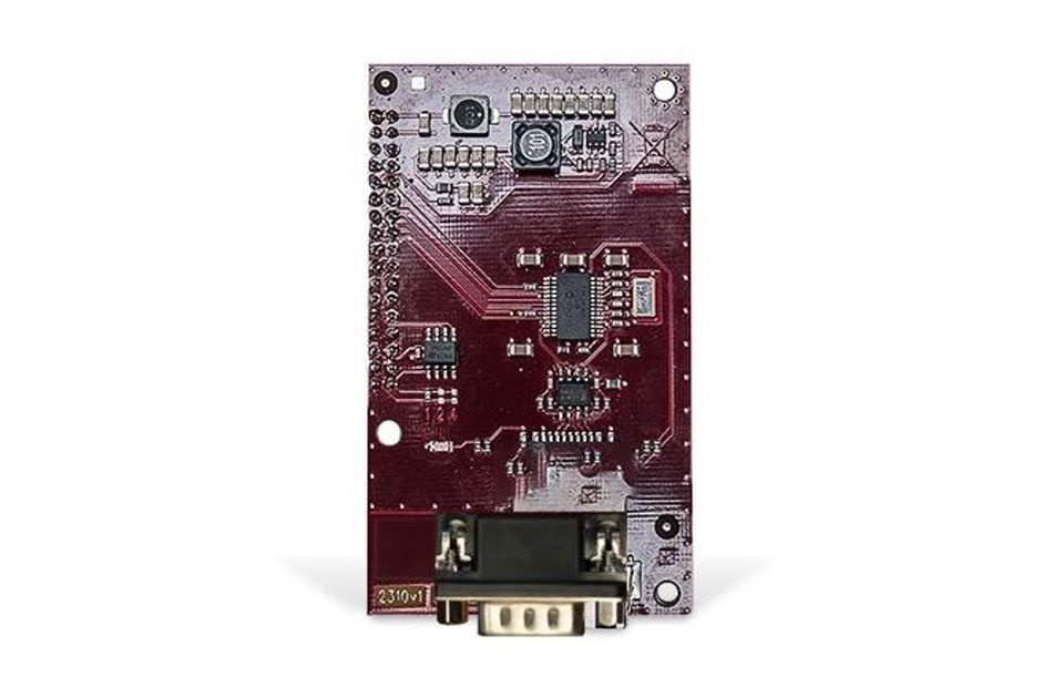 Eine rote Leiterplatte mit elektronischen Bauteilen und einem DB9-Anschluss an der Unterseite.